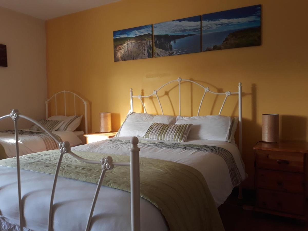 Slieve Elva B&B Lisdoonvarna Bagian luar foto